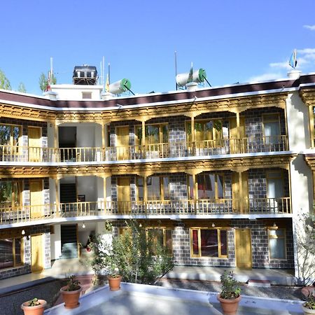Hotel Lhalingkha Лех Екстериор снимка